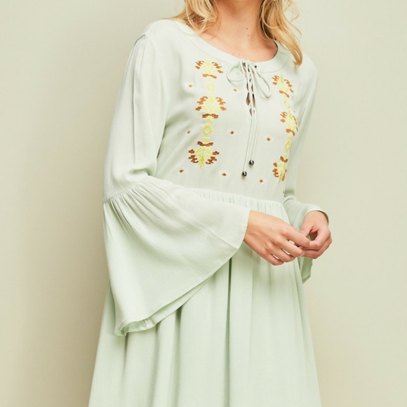 Entro Sage Boho Babydoll Spring Dress NWT - Picture 9 of 12